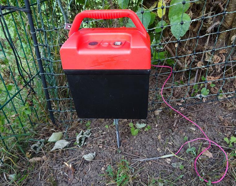 Elektrozaungerät anschließen Elektrozaun für Hunde